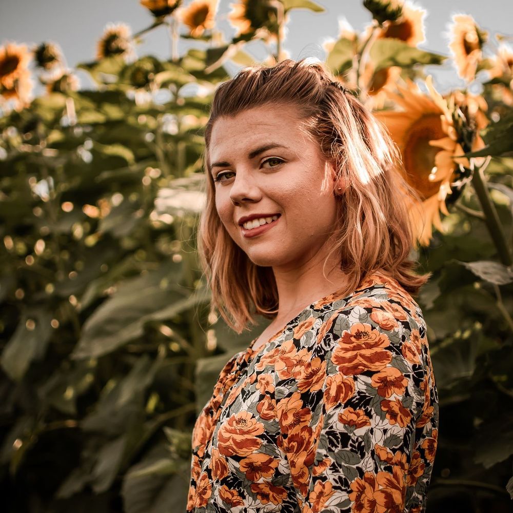 Meet your Posher, Maria